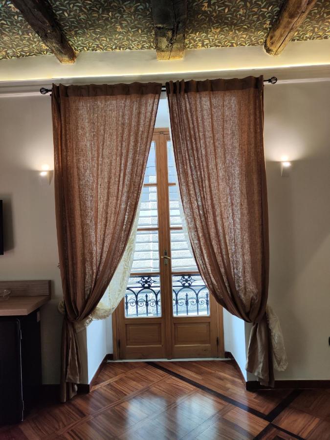 Bed and Breakfast Palazzo Il Convento Luxury Umberto I Napoli Esterno foto
