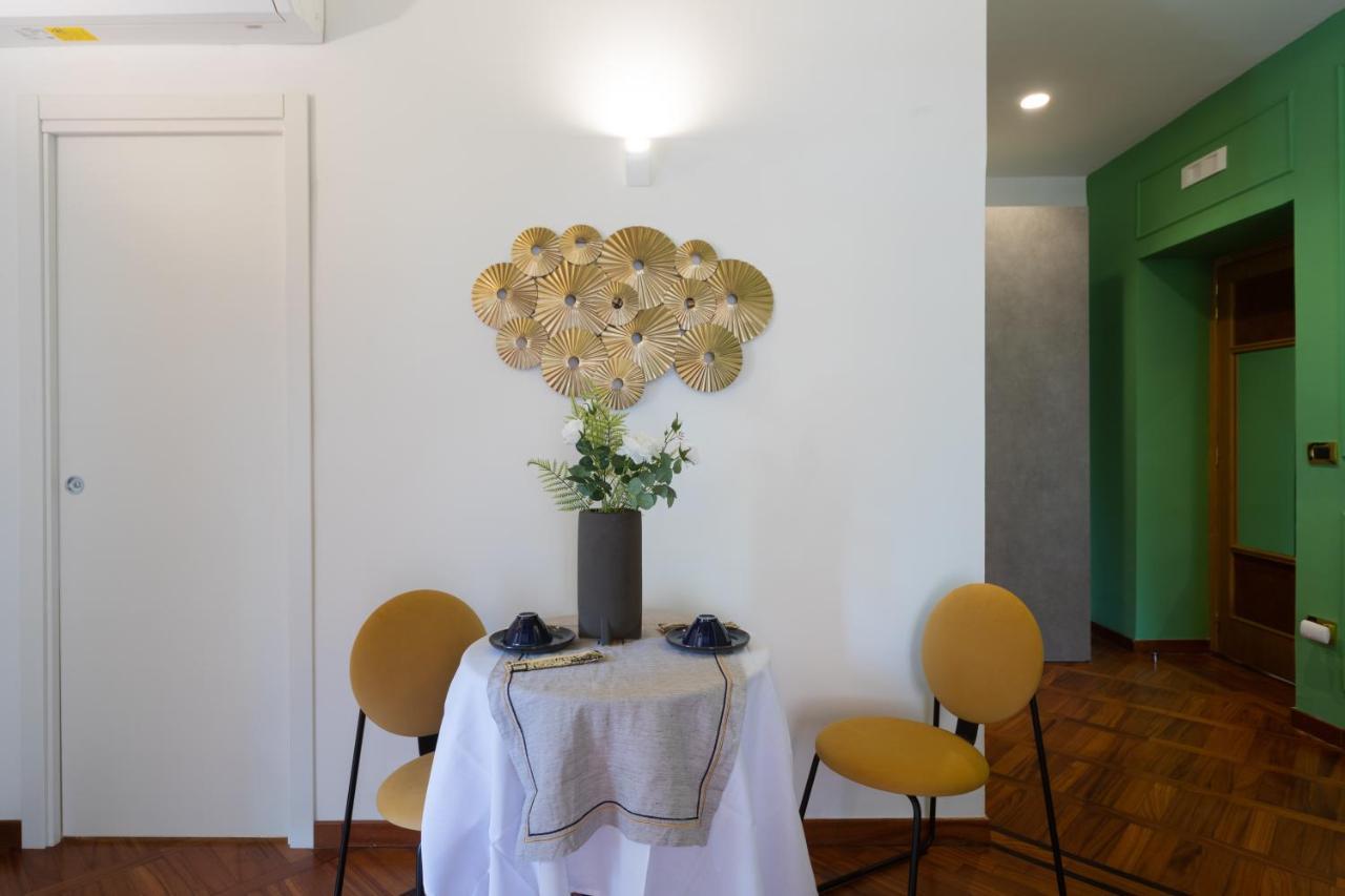 Bed and Breakfast Palazzo Il Convento Luxury Umberto I Napoli Esterno foto