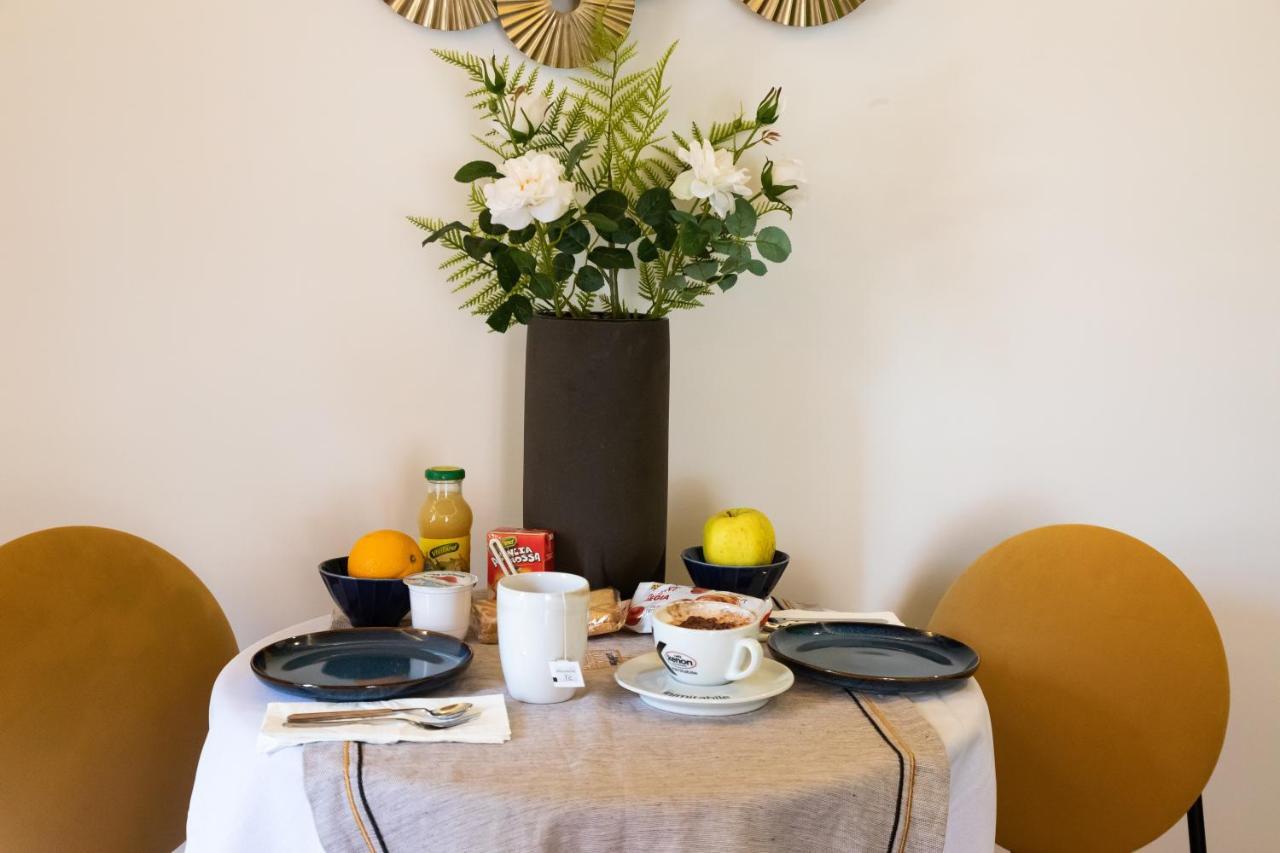 Bed and Breakfast Palazzo Il Convento Luxury Umberto I Napoli Esterno foto
