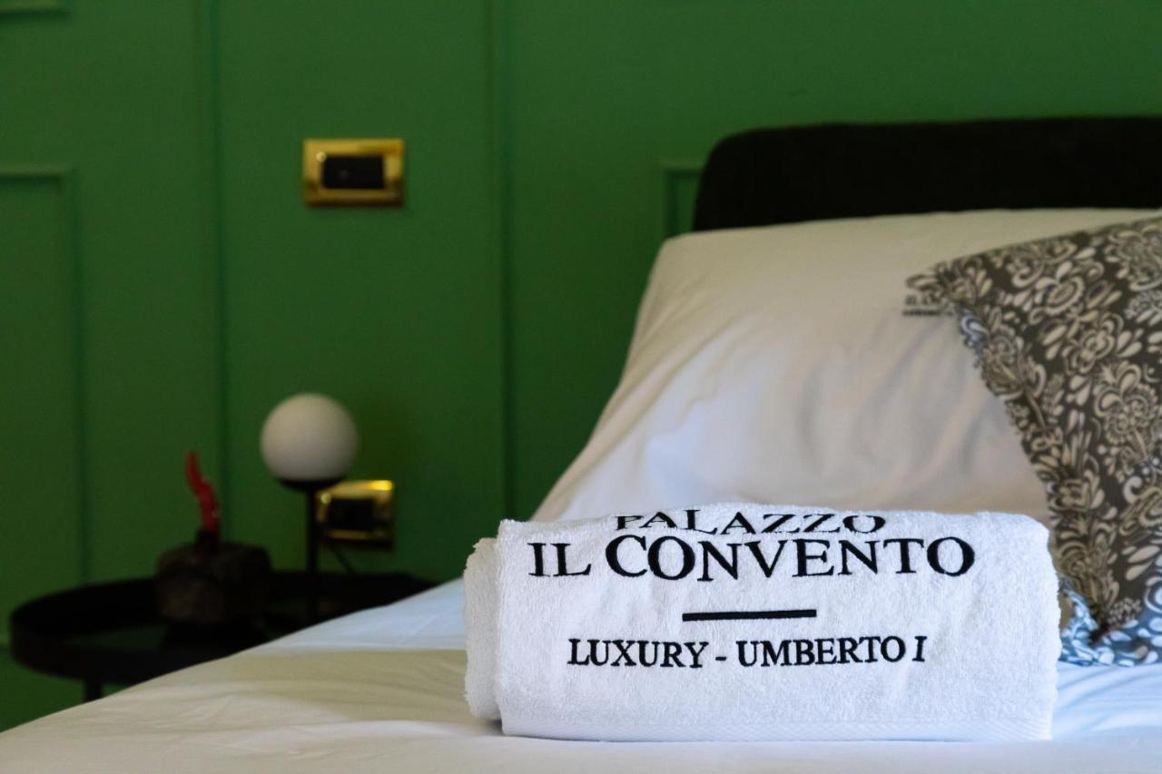 Bed and Breakfast Palazzo Il Convento Luxury Umberto I Napoli Esterno foto